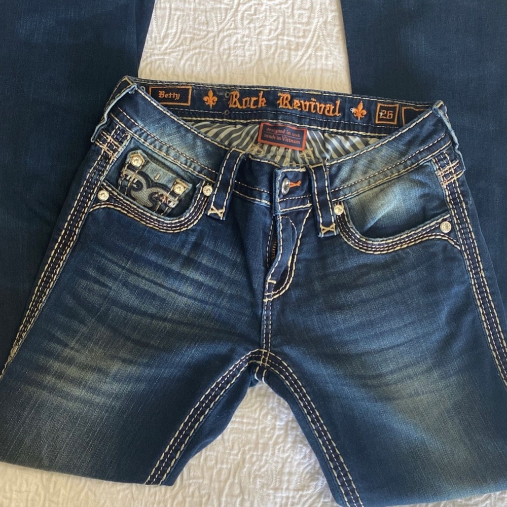 Rock revival woman’s boot cut jeans